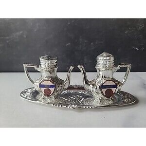 Iowa Salt And Pepper Shakers Vintage, READ